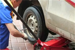 滕州附近拖车24小时服务热线电话